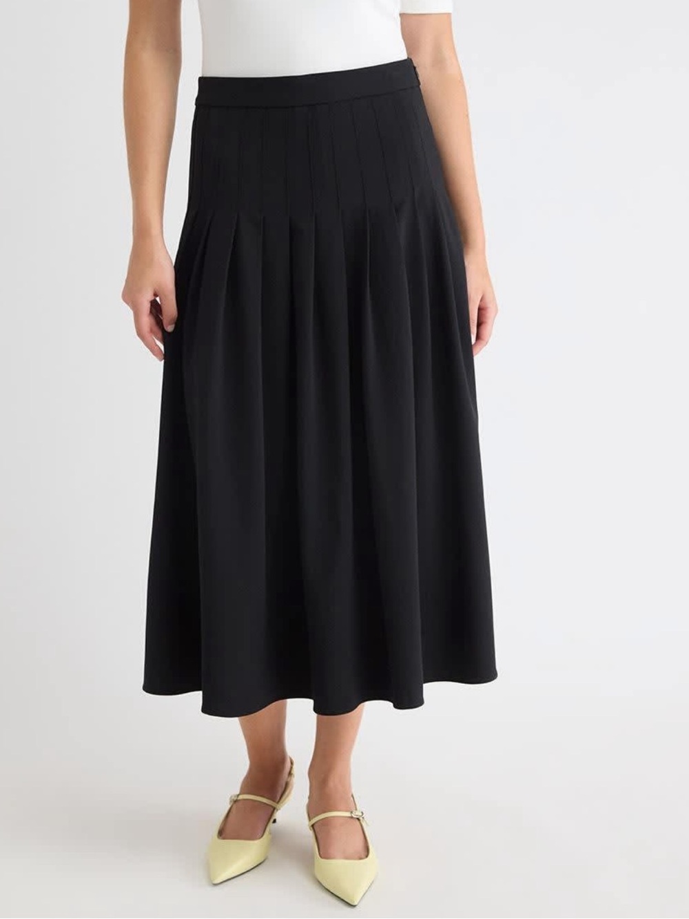 RW&CO. Black Drop Waist Pleated Midi Skirt